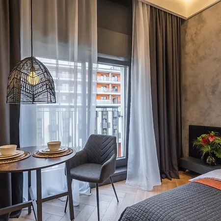 Loft House 아파트